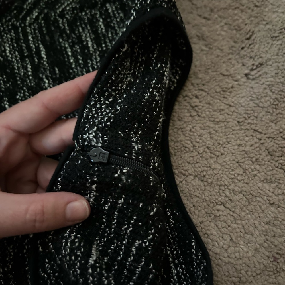 Dress - Picture 4 of 7